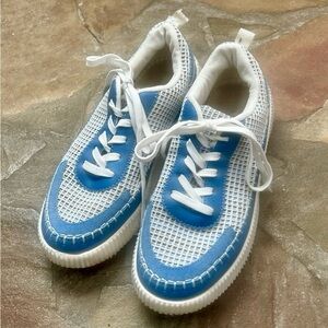 Nicole‎ Miller blue and white Brita sneakers size 8.5
